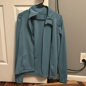 Lightweight athletic jacket